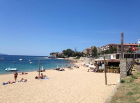 Ajaccio Charmant T2 neuf 40m2 avec balcon au Trottel wifi Clim parking plage à pieds 100m